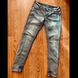 Boutique Distressed Light Wash Skinny Jeans